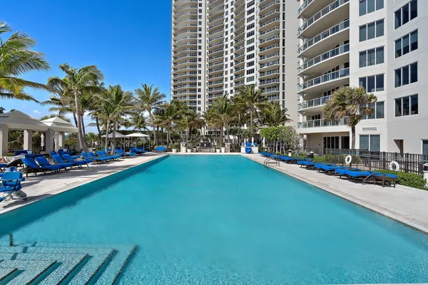 $20,000 | 2700 North Ocean Drive, Unit 304B, Singer Island, FL 33404