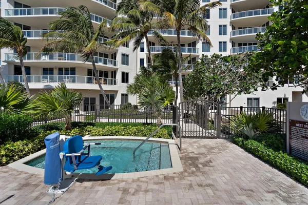 $20,000 | 2700 North Ocean Drive, Unit 304B, Singer Island, FL 33404