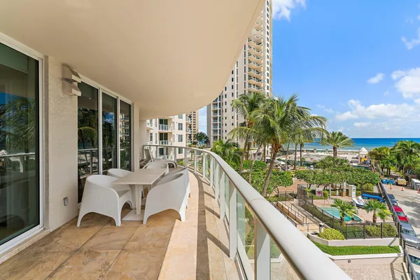 $20,000 | 2700 North Ocean Drive, Unit 304B, Singer Island, FL 33404