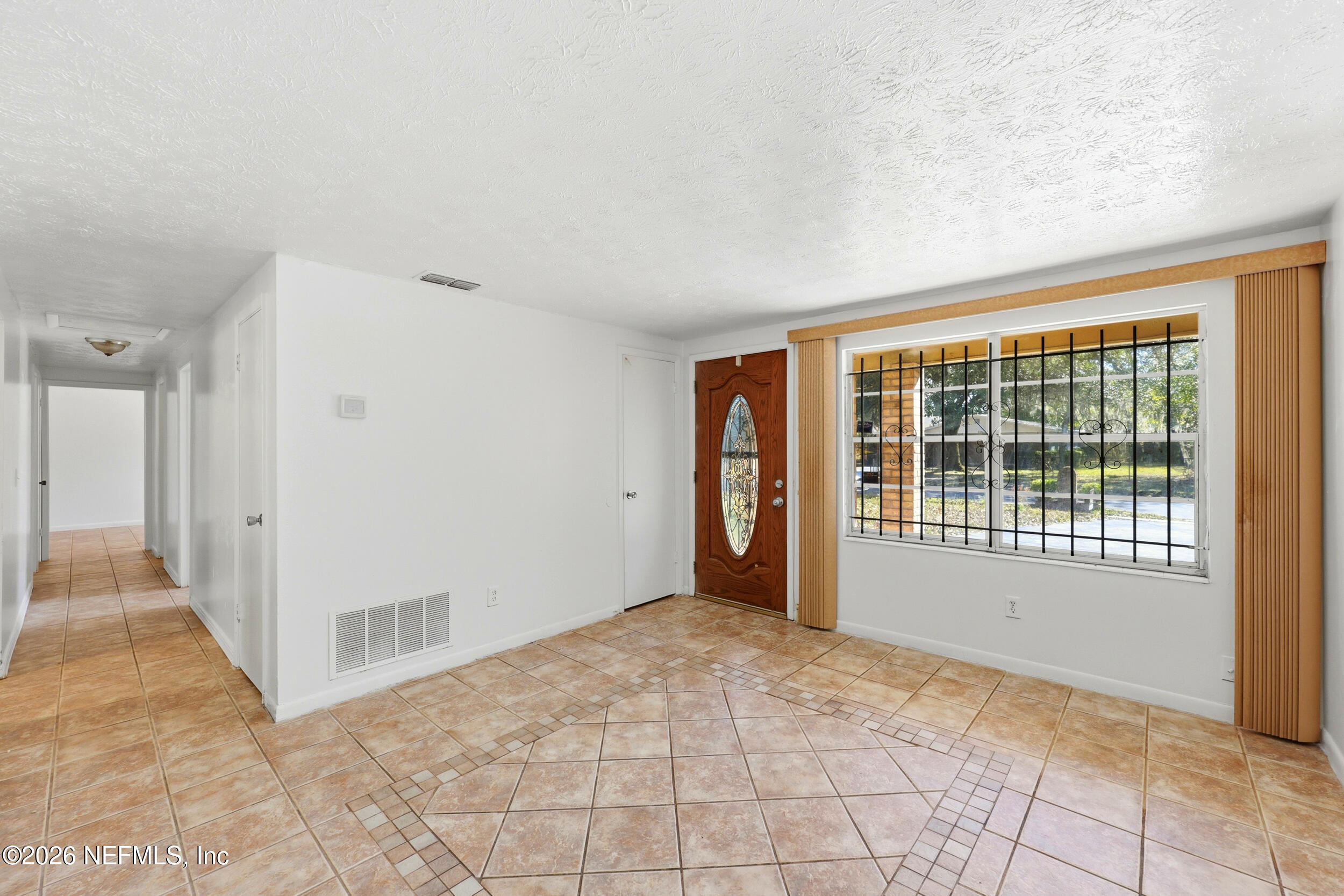 5319 Arrowsmith Road Jacksonville, FL 32208 - Photo 13 of 31 14_13 - interior