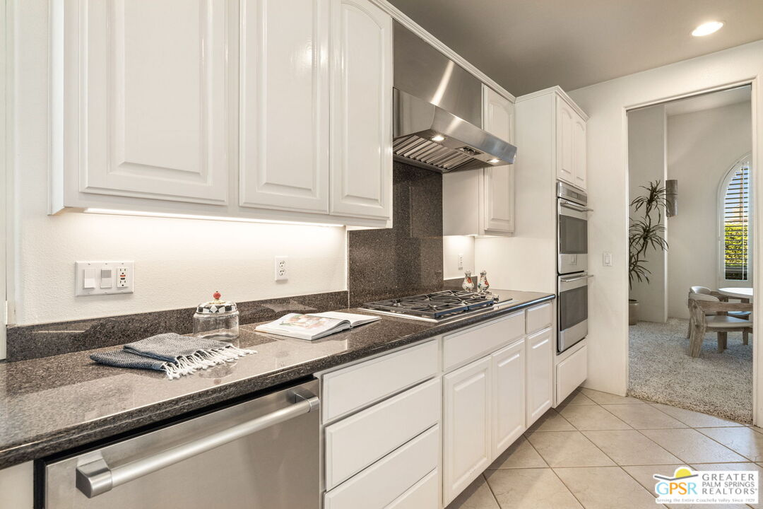 36635 Palm Court Rancho Mirage, CA 92270 - Photo 19 of 56