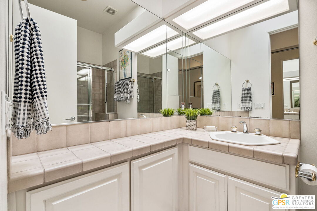 36635 Palm Court Rancho Mirage, CA 92270 - Photo 48 of 56