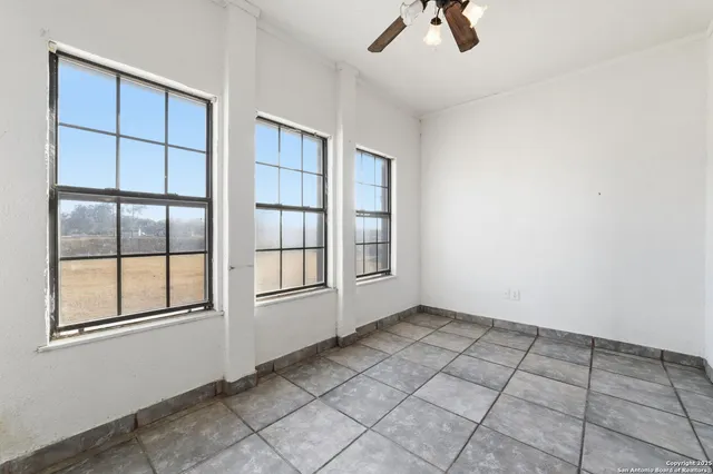 $345,000 | 113 Private Road 6744, Natalia, TX 78059