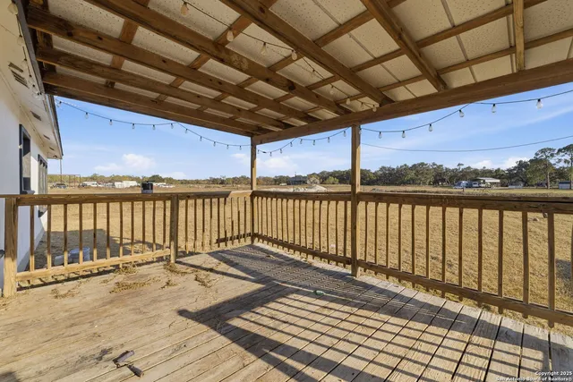 $345,000 | 113 Private Road 6744, Natalia, TX 78059