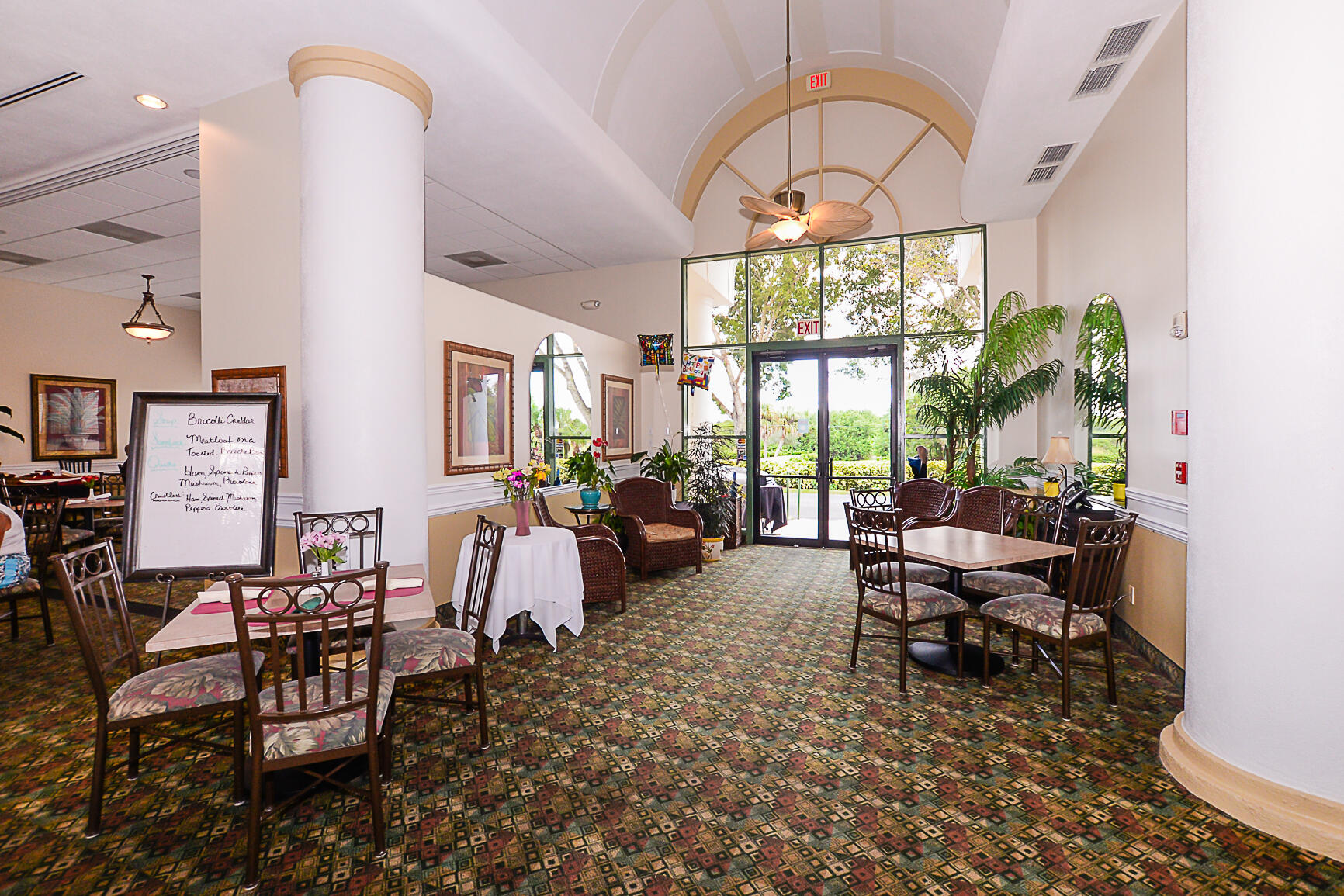 4064 Gator Trace Road Fort Pierce, FL 34982 - Photo 23 of 29 Restaurant