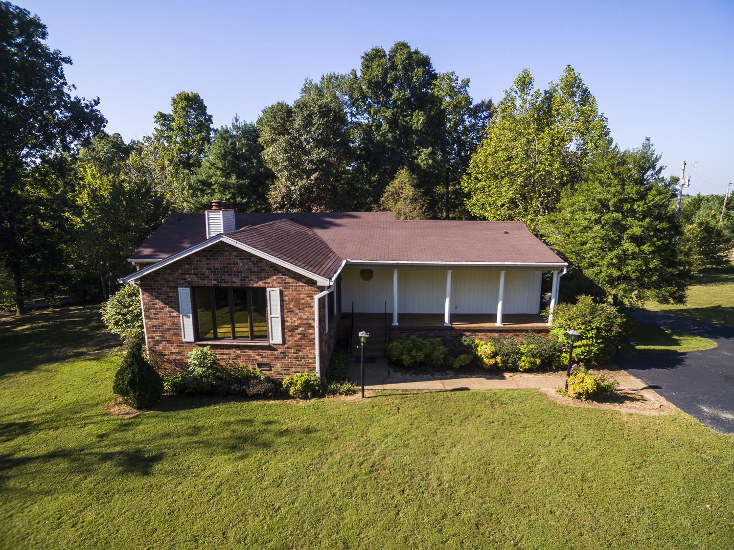 2162 Liebengood Road Goodlettsville, TN 37072 - Photo 3 of 29 Gallery Image 3