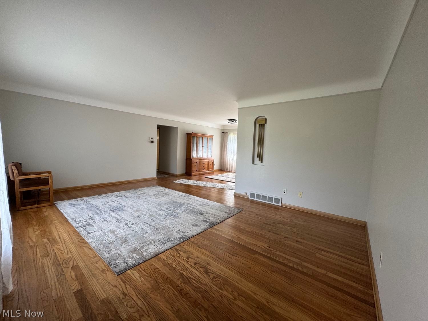 7726 York Road Cleveland, OH 44130 - Photo 6 of 34