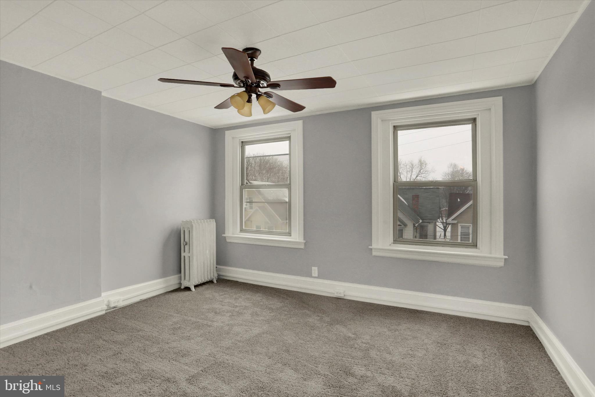 368 Pine Street Steelton, PA 17113 - Photo 29 of 37 3rd fl. front BR