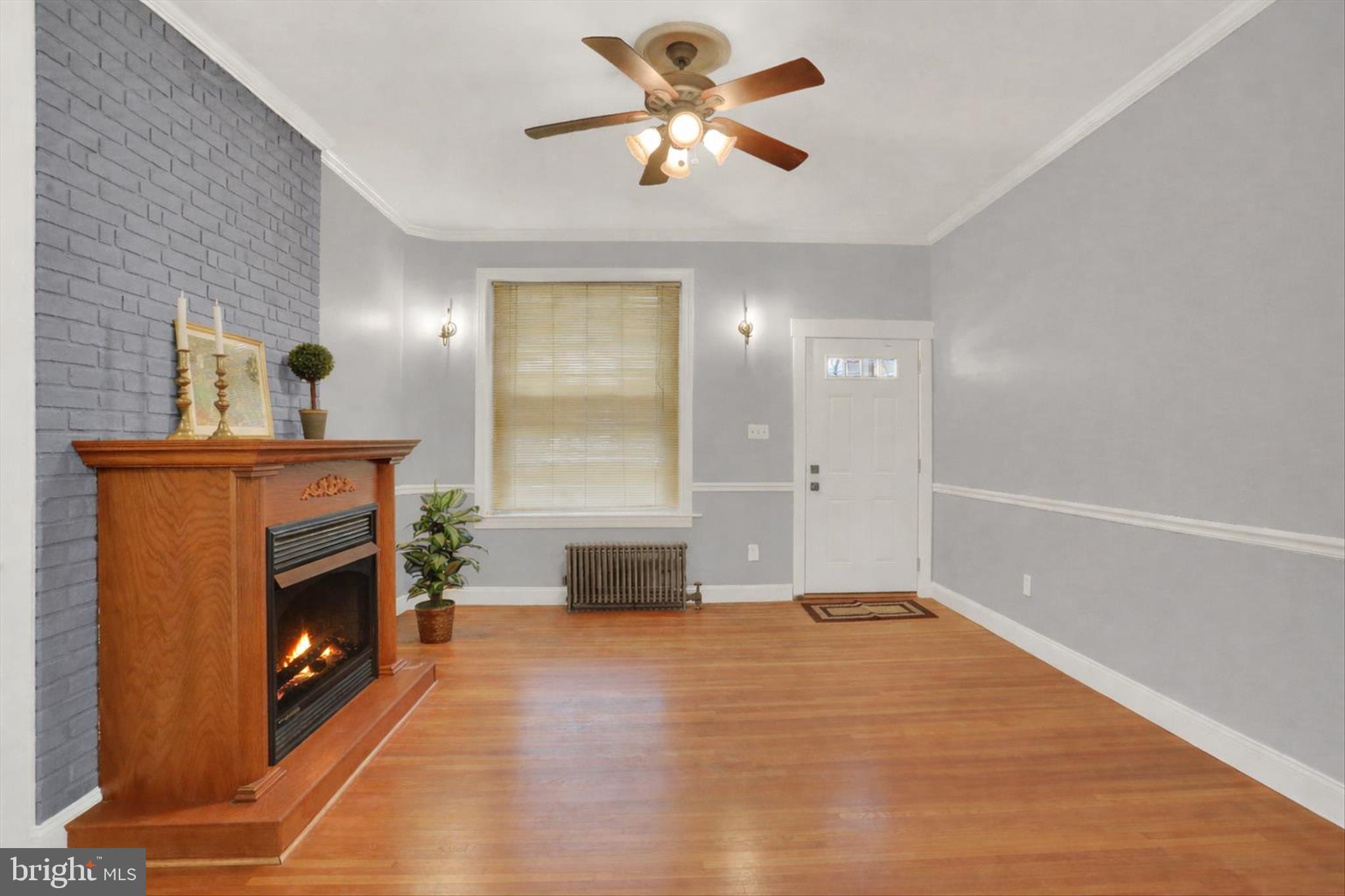 368 Pine Street Steelton, PA 17113 - Photo 4 of 37 Gas Fireplace