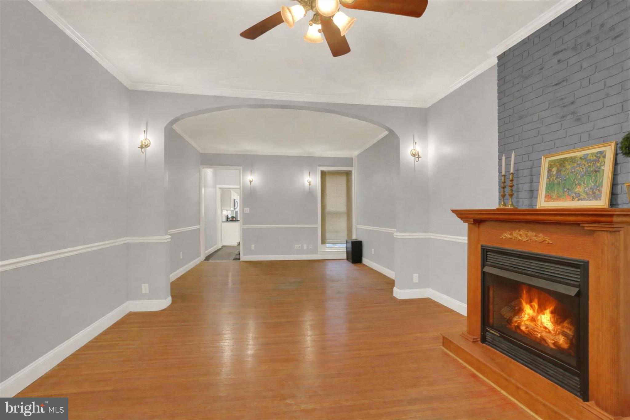 368 Pine Street Steelton, PA 17113 - Photo 5 of 37 Living room/Dining room