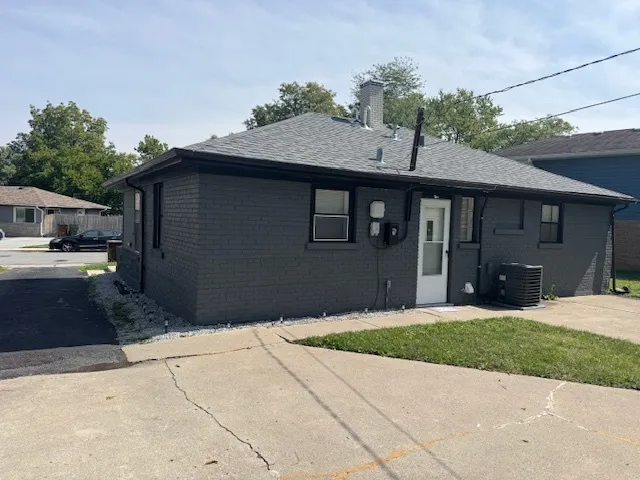 $159,000 | 363 Minocqua Street, Park Forest, IL 60466