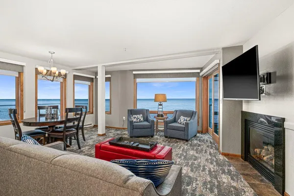 $337,500 | 2100 East Water Street, Unit 307D, Duluth, MN 55812