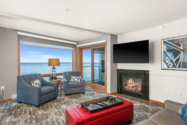 $337,500 | 2100 East Water Street, Unit 307D, Duluth, MN 55812