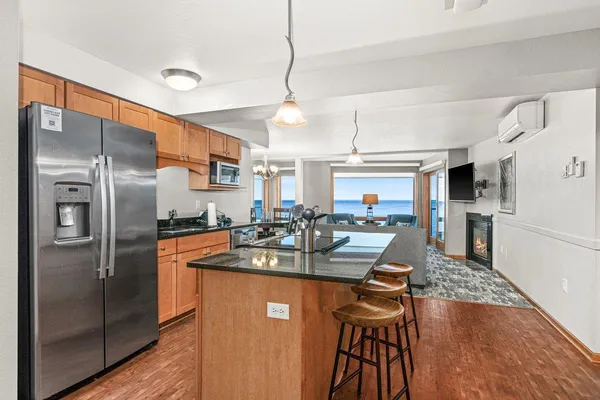 $337,500 | 2100 East Water Street, Unit 307D, Duluth, MN 55812