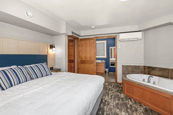 $337,500 | 2100 East Water Street, Unit 307D, Duluth, MN 55812