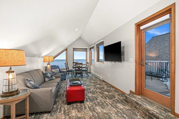 $337,500 | 2100 East Water Street, Unit 307D, Duluth, MN 55812