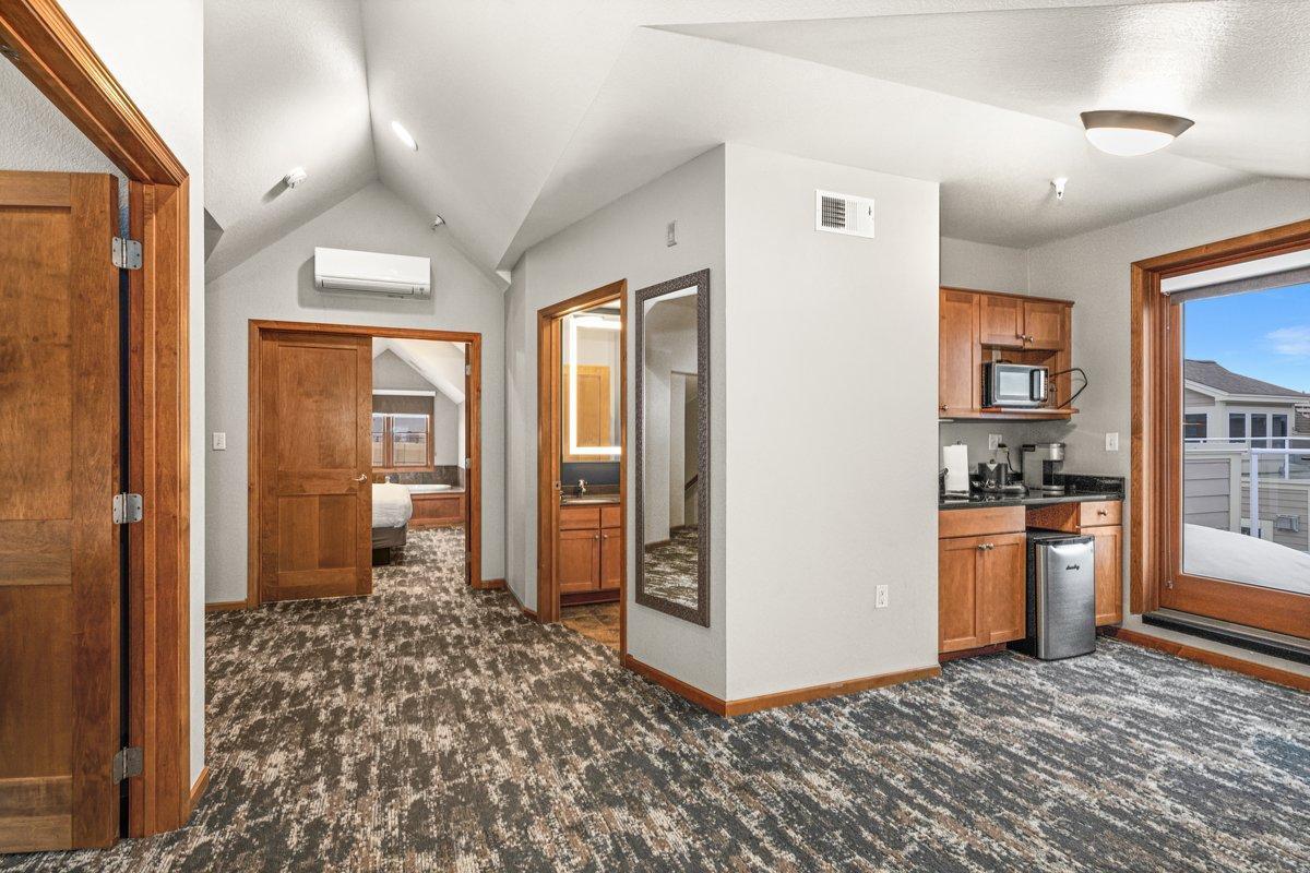 2100 East Water Street, Unit 307D Duluth, MN 55812 - Photo 38 of 58