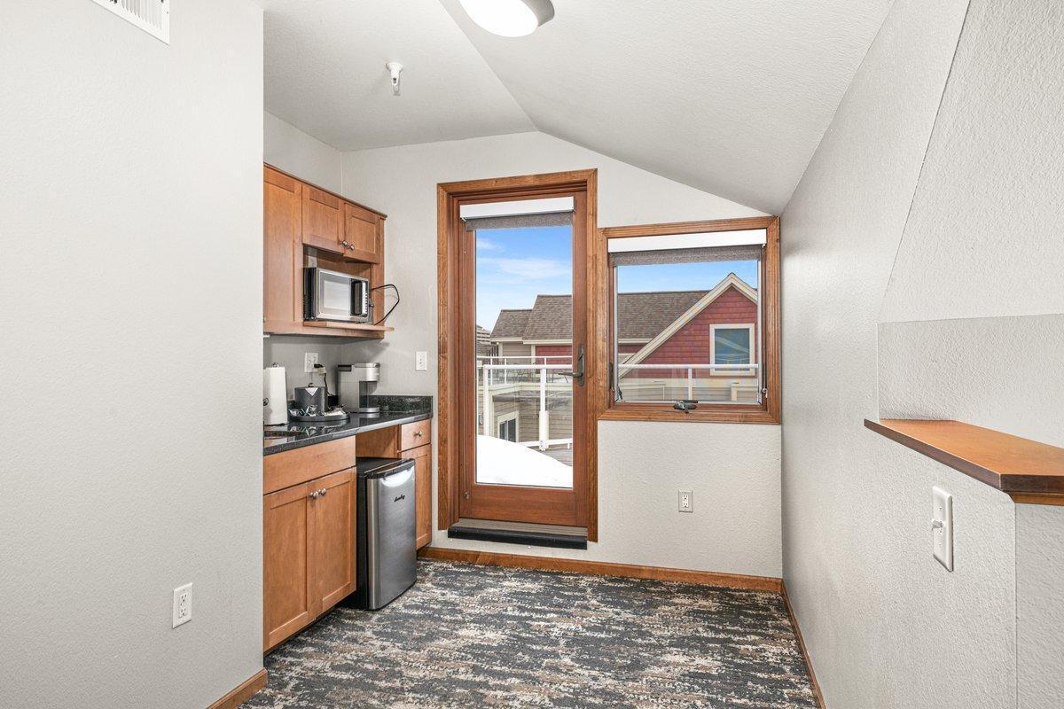 2100 East Water Street, Unit 307D Duluth, MN 55812 - Photo 39 of 58