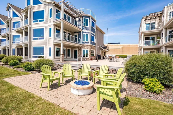 $337,500 | 2100 East Water Street, Unit 307D, Duluth, MN 55812