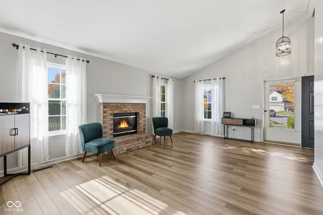 $334,995 | 2429 Lakeshore Court, Lebanon, IN 46052