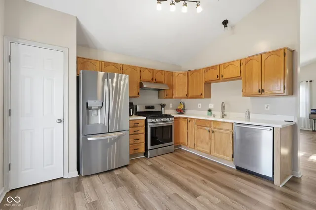 $334,995 | 2429 Lakeshore Court, Lebanon, IN 46052