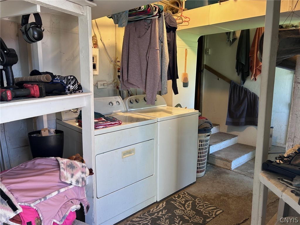 2524 Middle Road Oneida, NY 13409 - Photo 17 of 23