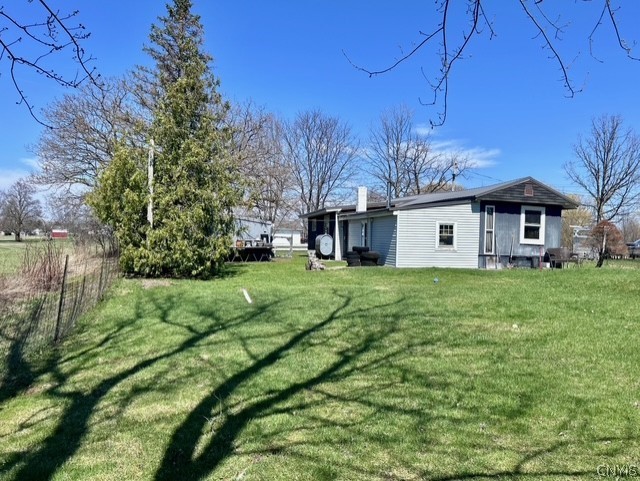 2524 Middle Road Oneida, NY 13409 - Photo 3 of 23