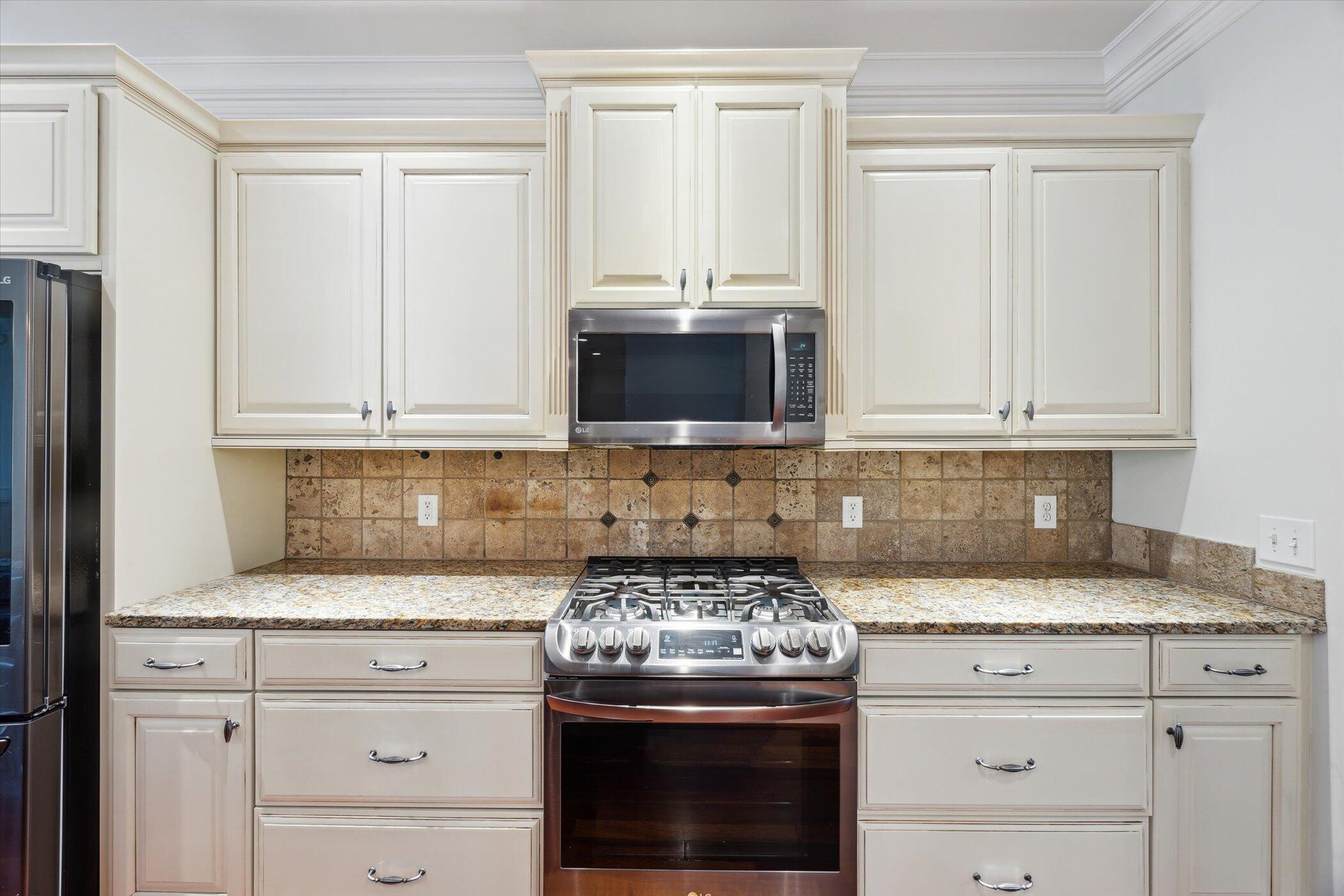 1821 Goodpaster Way Lexington, KY 40505 - Photo 14 of 55 14-1821-Goodpaster-Way-Lexington-KY-4050