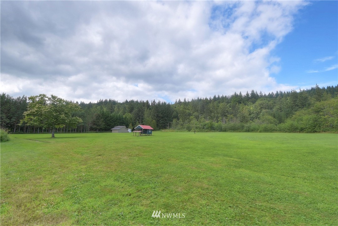 5305 Reese Hill Road Sumas, WA 98295 - Photo 1 of 25