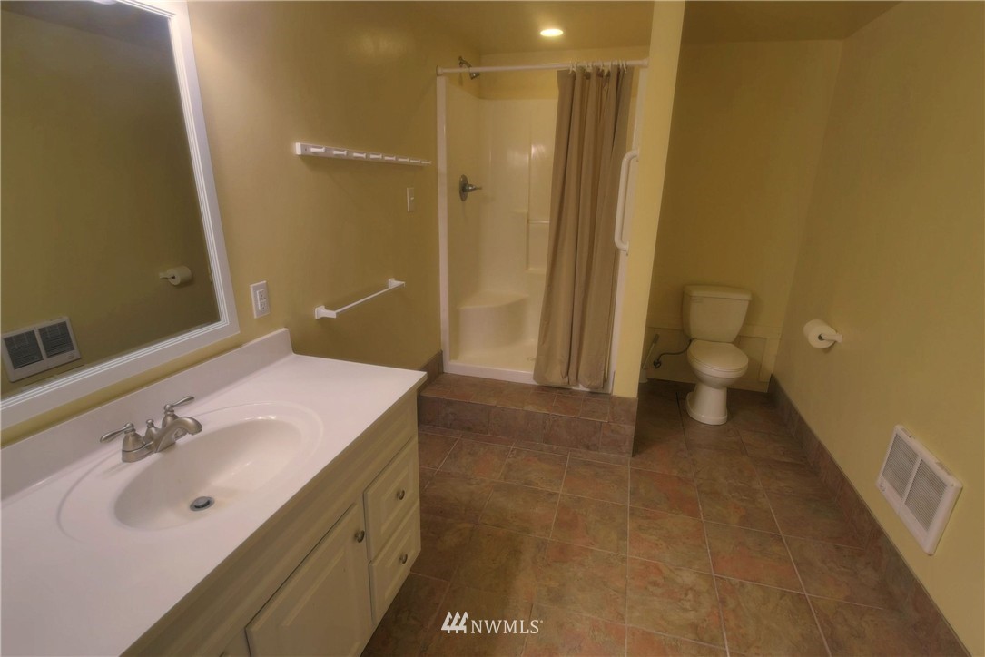 5305 Reese Hill Road Sumas, WA 98295 - Photo 20 of 25