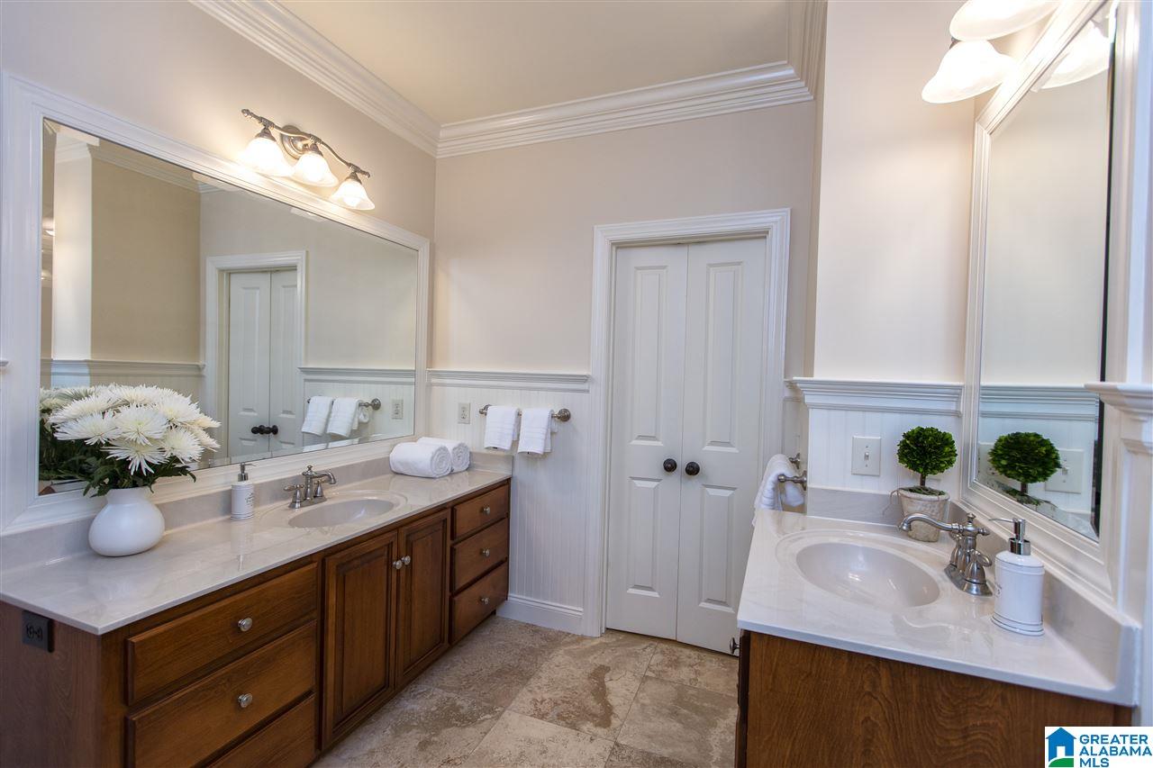 261 Shades Crest Road Birmingham, AL 35226 - Photo 11 of 50