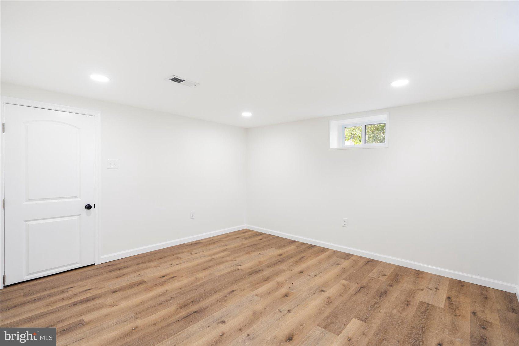 234 Kenwood Road Pasadena, MD 21122 - Photo 39 of 48 Gallery Image 39