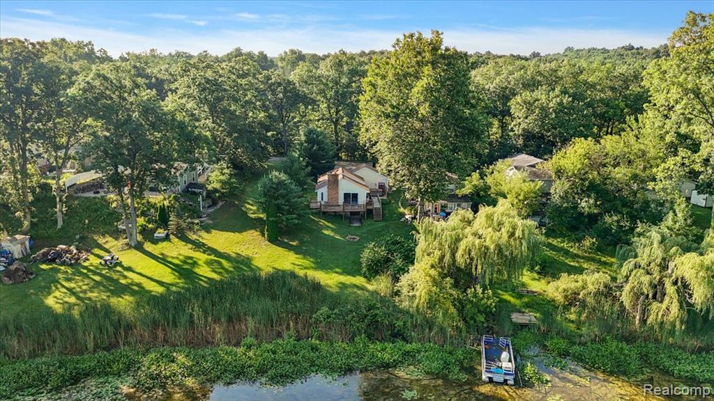 9080 River Valley Road Brighton, MI 48116 - Photo 6 of 72