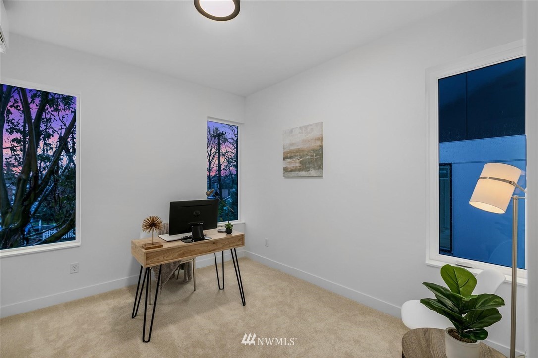 1925 Southwest Webster Street Seattle, WA 98106 - Photo 21 of 40 Gallery Image 21