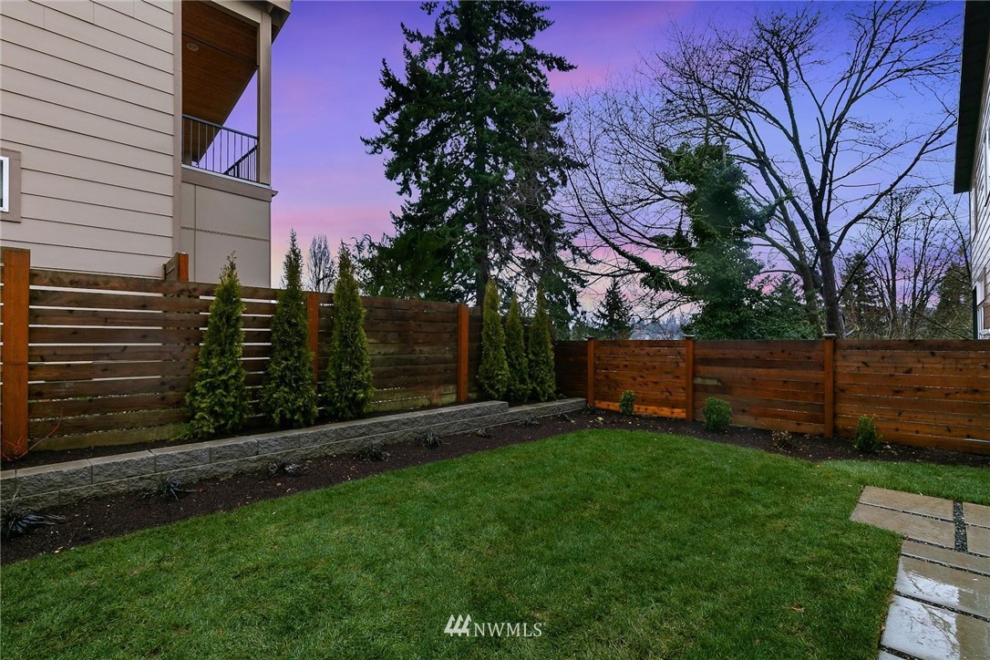 1925 Southwest Webster Street Seattle, WA 98106 - Photo 35 of 40 Gallery Image 35