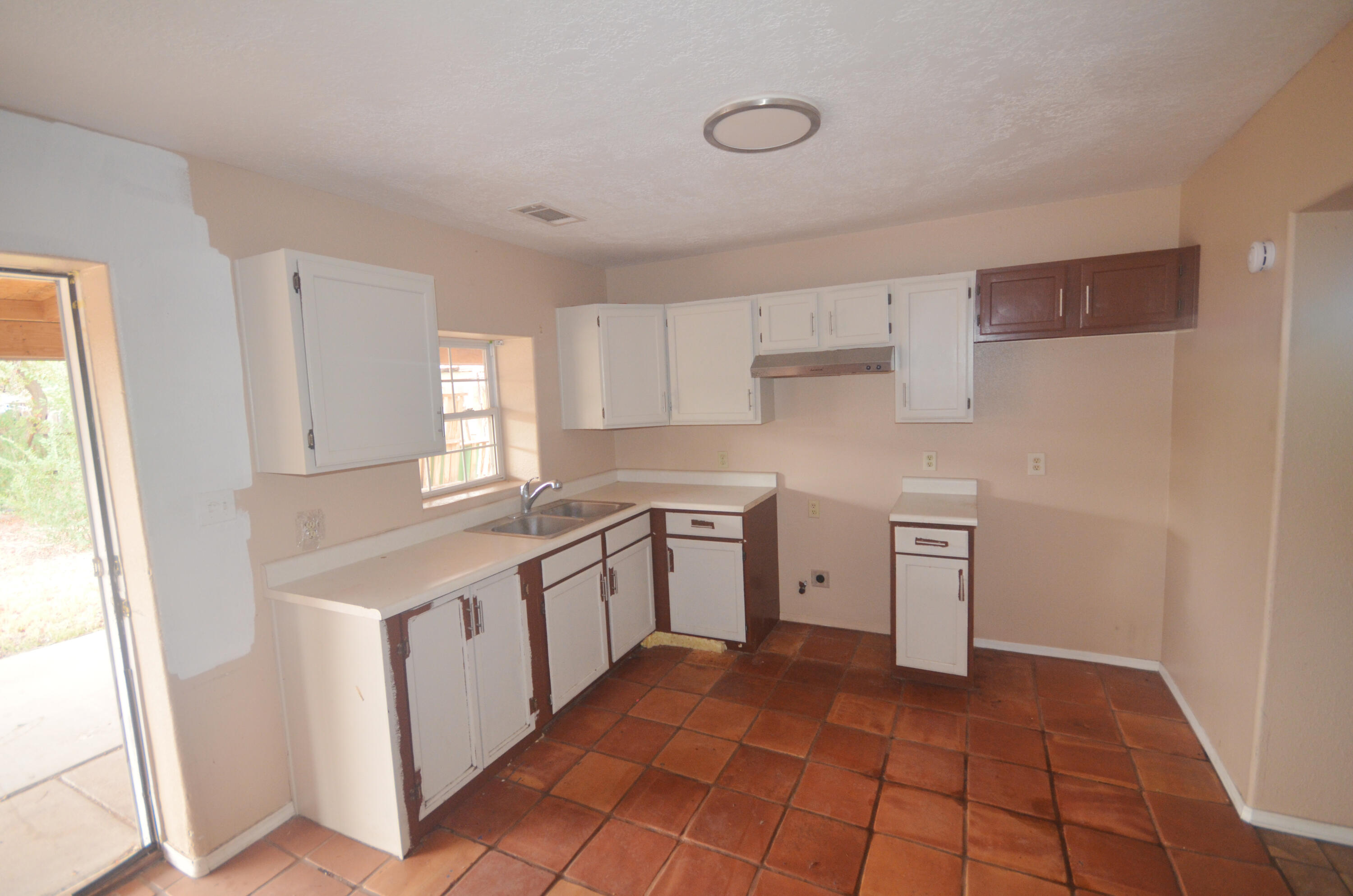 1401 Santa Rosa Avenue Southwest Albuquerque, NM 87105 - Photo 25 of 28 Gallery Image 25