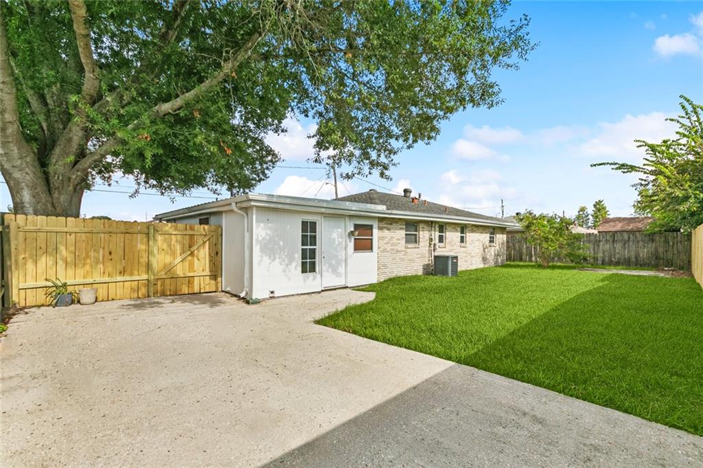 2505 Mumphrey Road Chalmette, LA 70043 - Photo 10 of 11