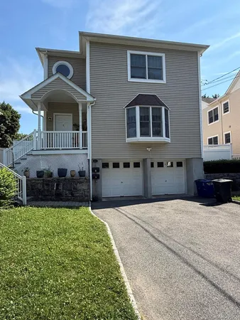 $3,995 | 68 Virginia Avenue, Dobbs Ferry, NY 10522
