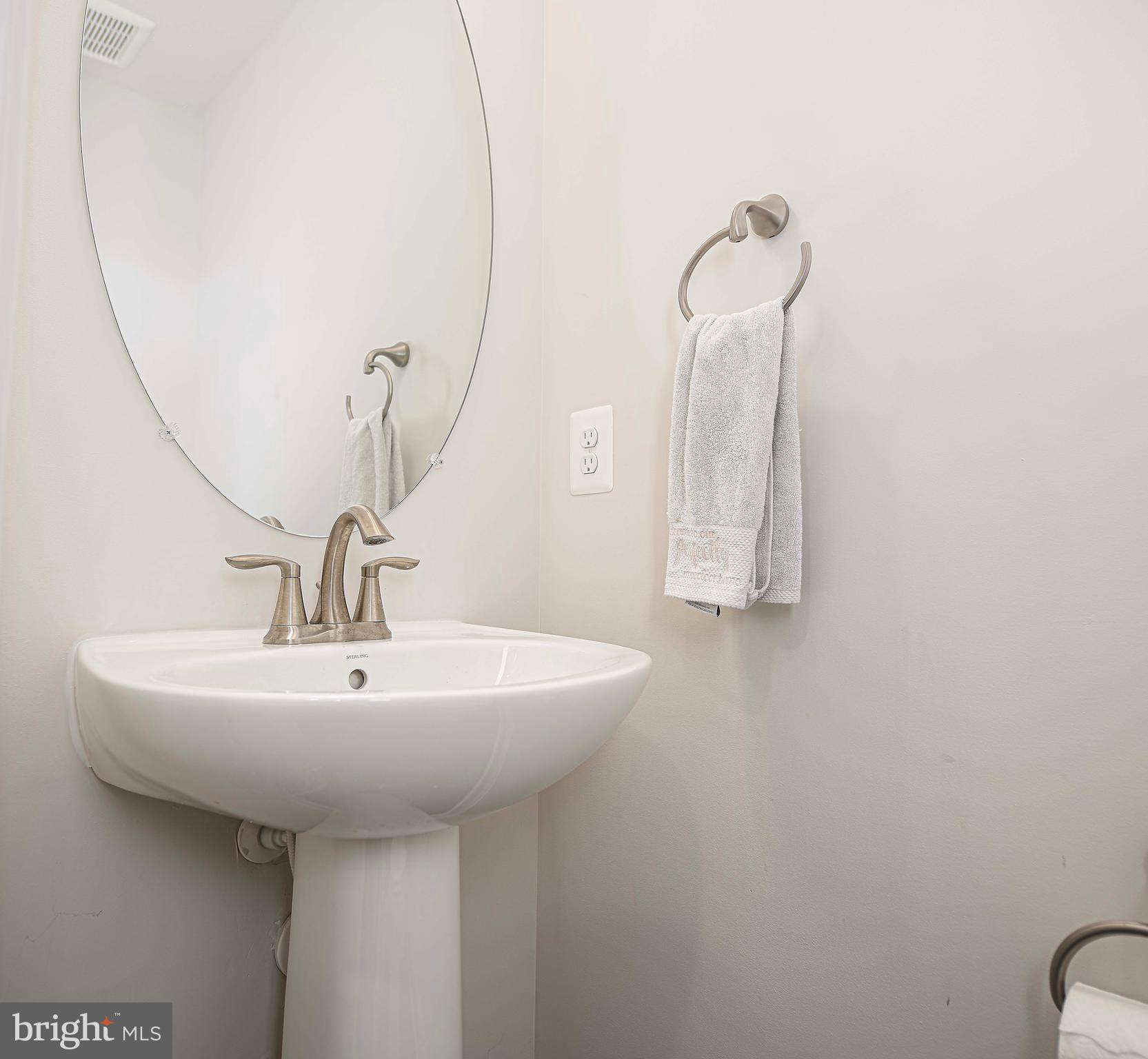1244 Fenwick Road Aberdeen, MD 21001 - Photo 18 of 51 Main level powder room