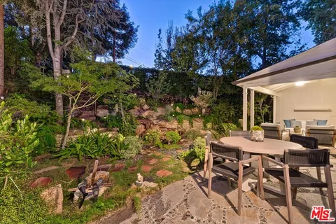$2,849,000 | 1609 Comstock Avenue, Los Angeles, CA 90024