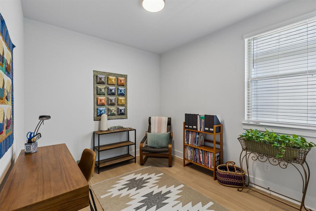 6527 Bowman Roberts Road Fort Worth, TX 76179 - Photo 20 of 27 Upper-Level Secondary Bedroom Wing