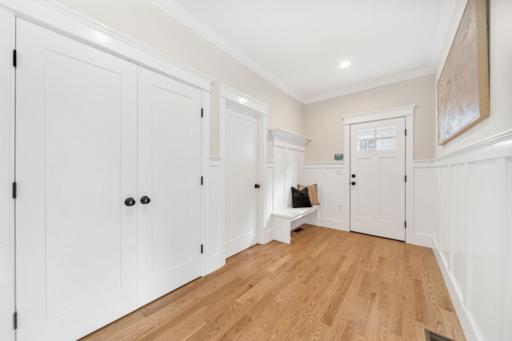 277 Brookline Street Needham, MA 02492 - Photo 14 of 32