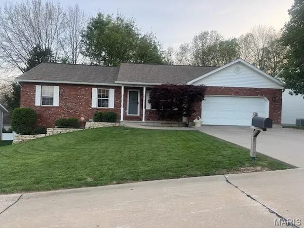 $285,000 | 586 Monty View, Washington, MO 63090