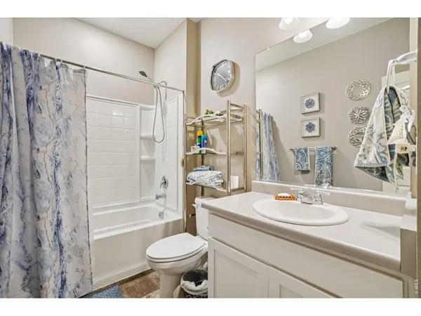 $525,000 | 6908 Clarke Drive, Frederick, CO 80530