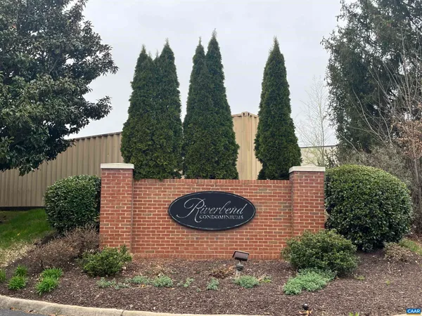 $1,550 | 300 Riverbend Drive, Unit 2C, Charlottesville, VA 22911