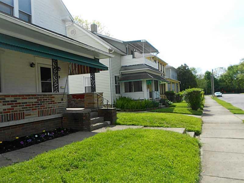319 West Clark Street Springfield, OH 45506 - Photo 2 of 14