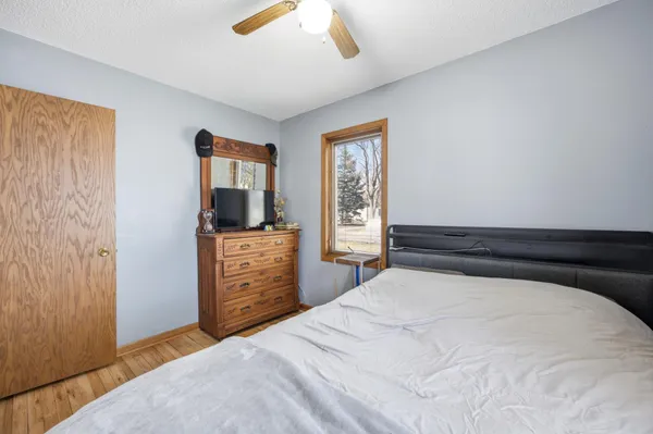 $205,000 | 1613 10th Street North, Fargo, ND 58102