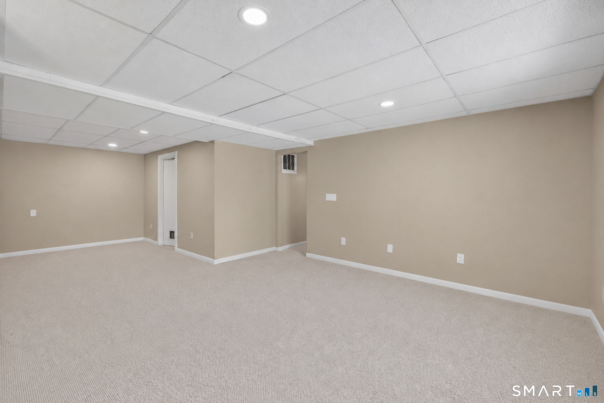 49 Millstone Road Glastonbury, CT 06033 - Photo 28 of 39 a view of an empty room