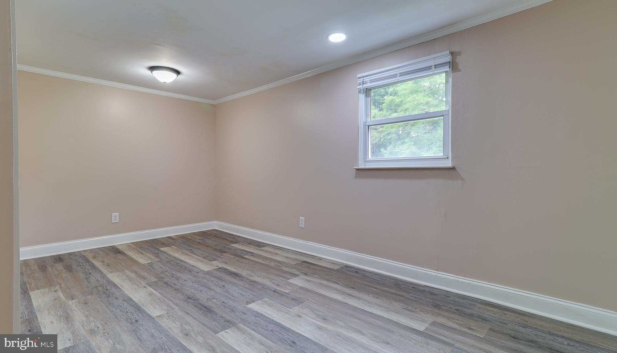 605 4th Avenue Lindenwold, NJ 08021 - Photo 16 of 25