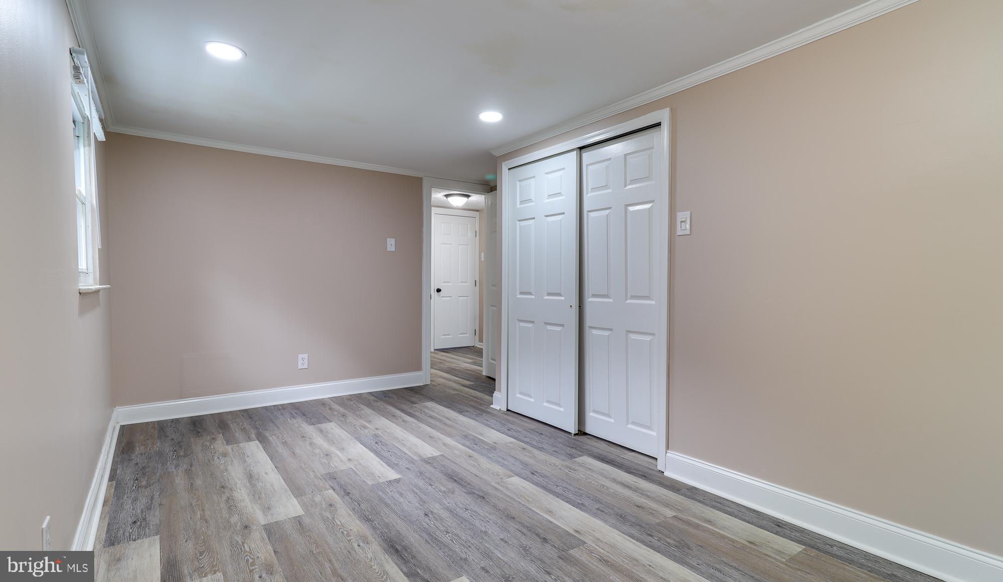 605 4th Avenue Lindenwold, NJ 08021 - Photo 17 of 25